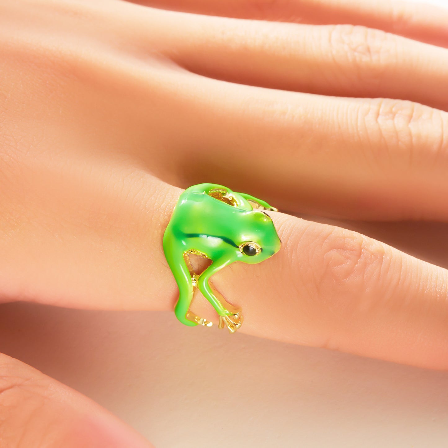 Green Funny Frog Ring Special-interest Design